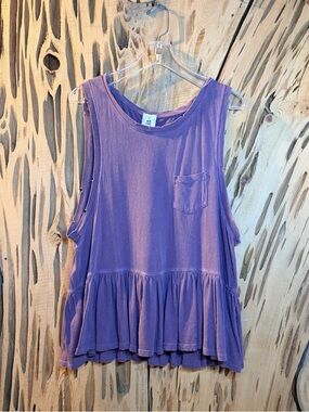 Free People We The Free Distressed Brown Peplum Top. Size: L